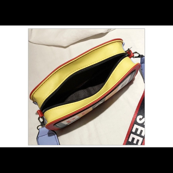 🆕 BOUTIQUE || peace bag - Picture 15 of 16